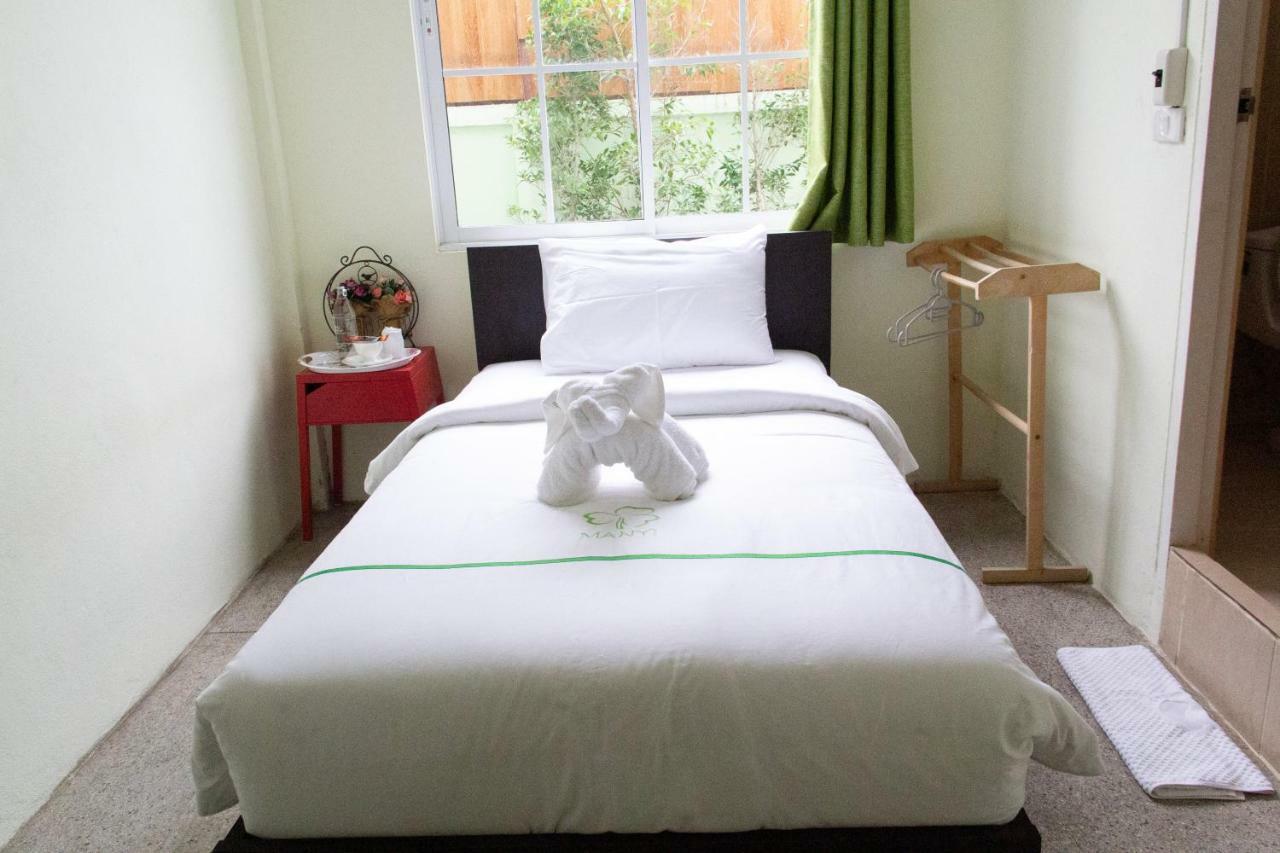 Hotel Manyi Boutique House Chiang Mai Zewnętrze zdjęcie